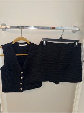 Abercrombie & Fitch Tweed Vest and Scarlett Mini Skort - small sizes